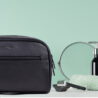 ¿Qué llevar en un neceser de viaje para hombre? Consejos imprescindibles