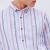 Diferentes formas de ponerse una camisa: ¡Dale vida a este básico del armario masculino!