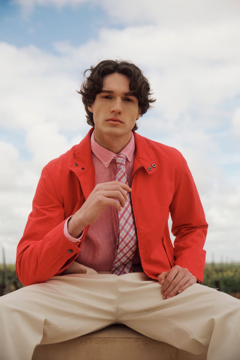 outfit moderno hombre